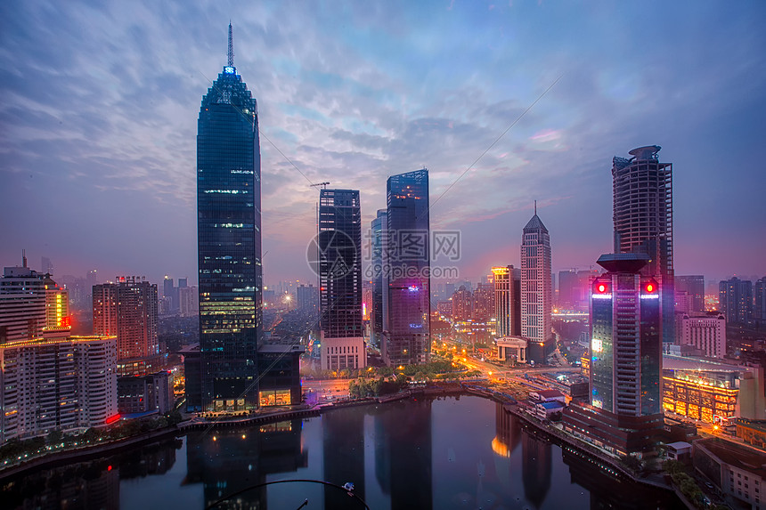 武汉CBD夜景图片素材_免费下载_jpg图片格式_VRF高清图片500833916